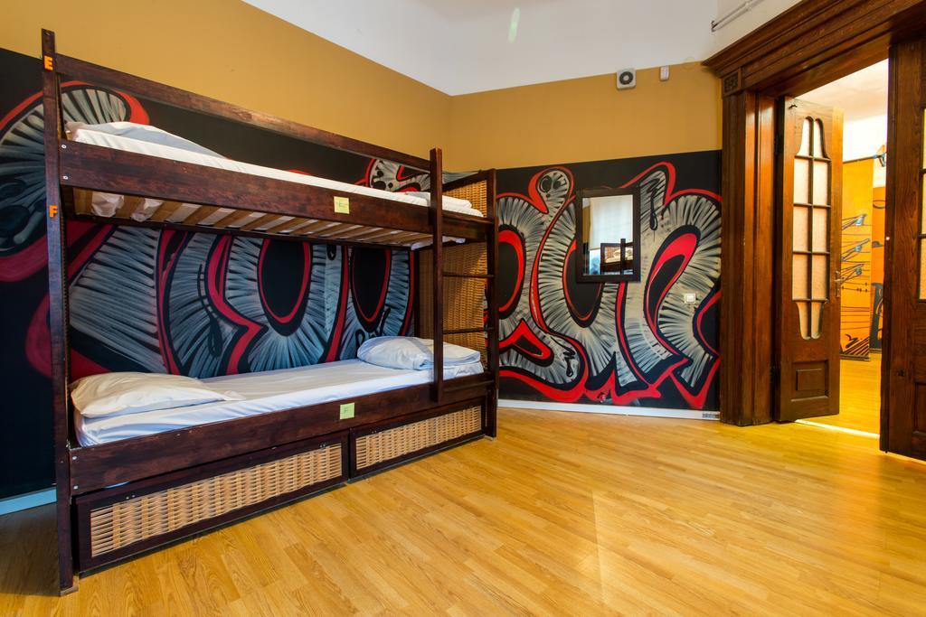 Albergue The Monk's Bunk *